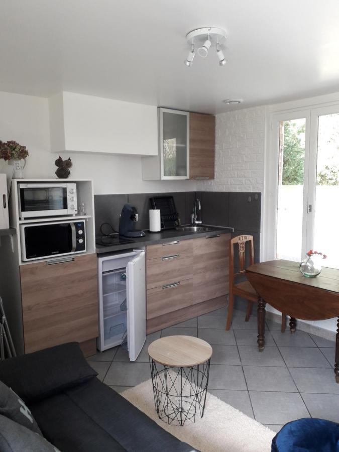 Chez Santia Vila Brinon-sur-Sauldre Exterior foto