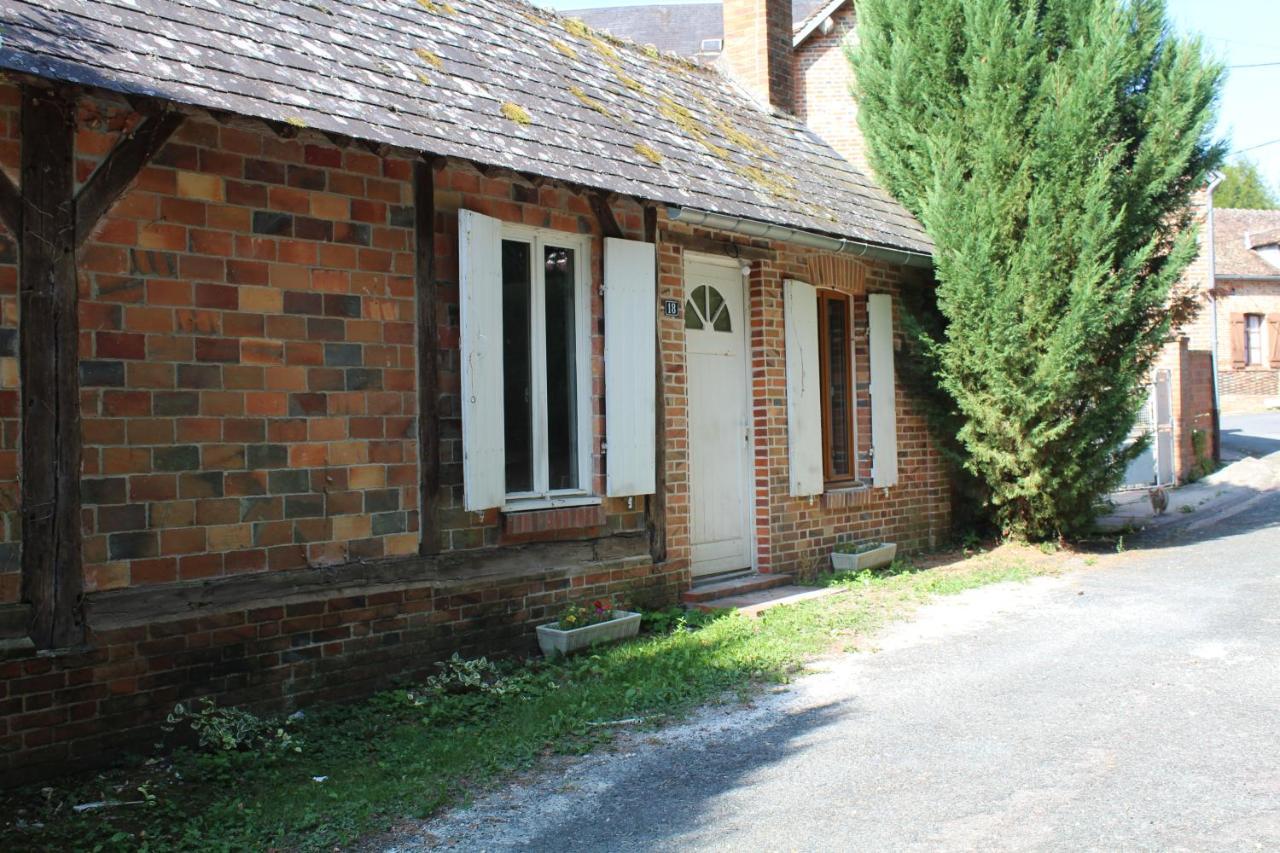 Chez Santia Vila Brinon-sur-Sauldre Exterior foto