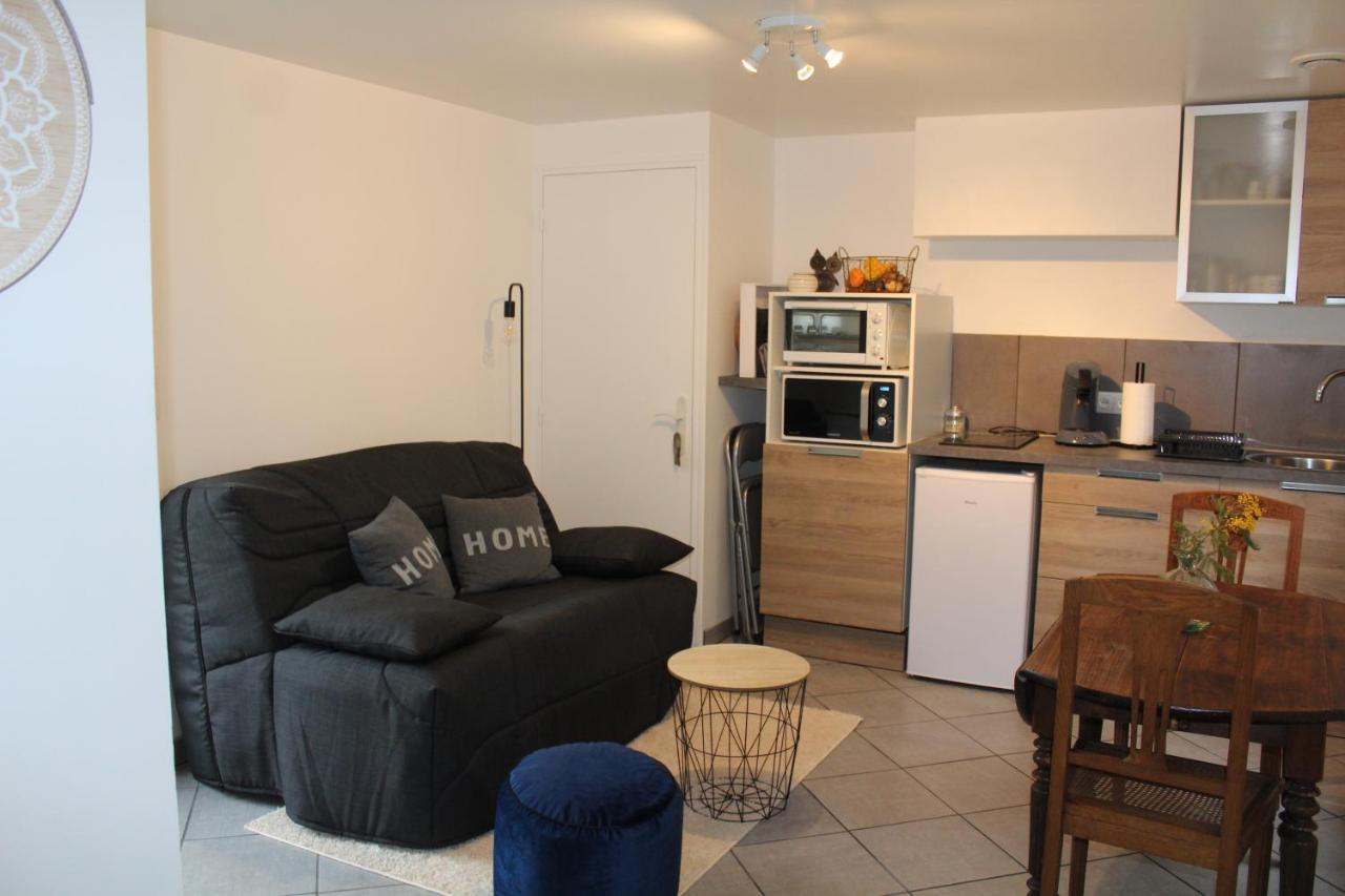 Chez Santia Vila Brinon-sur-Sauldre Exterior foto